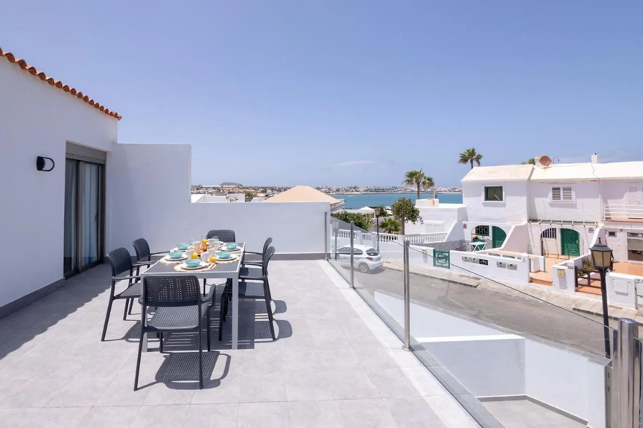 Apartment Holiday 2 Beachfront Corralejo By Holidays Home 0*,  España