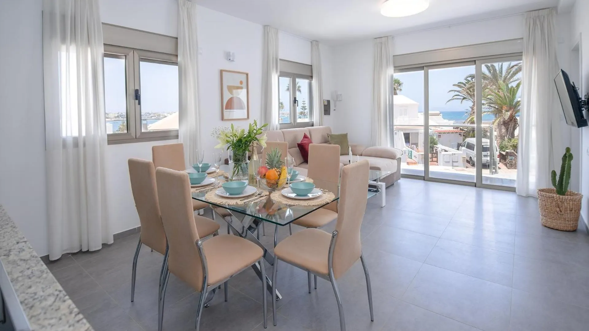 Apartment Holiday 2 Beachfront Corralejo By Holidays Home
