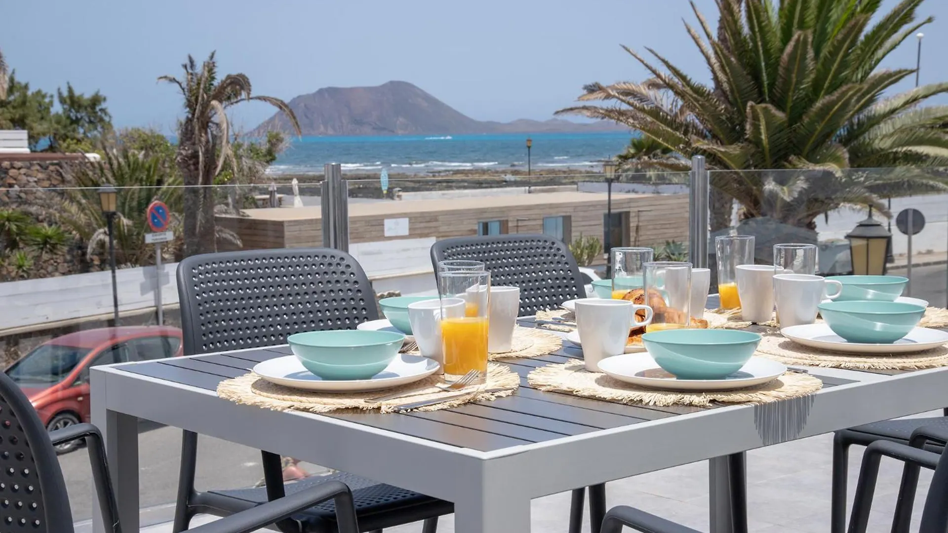Apartment Holiday 2 Beachfront Corralejo By Holidays Home